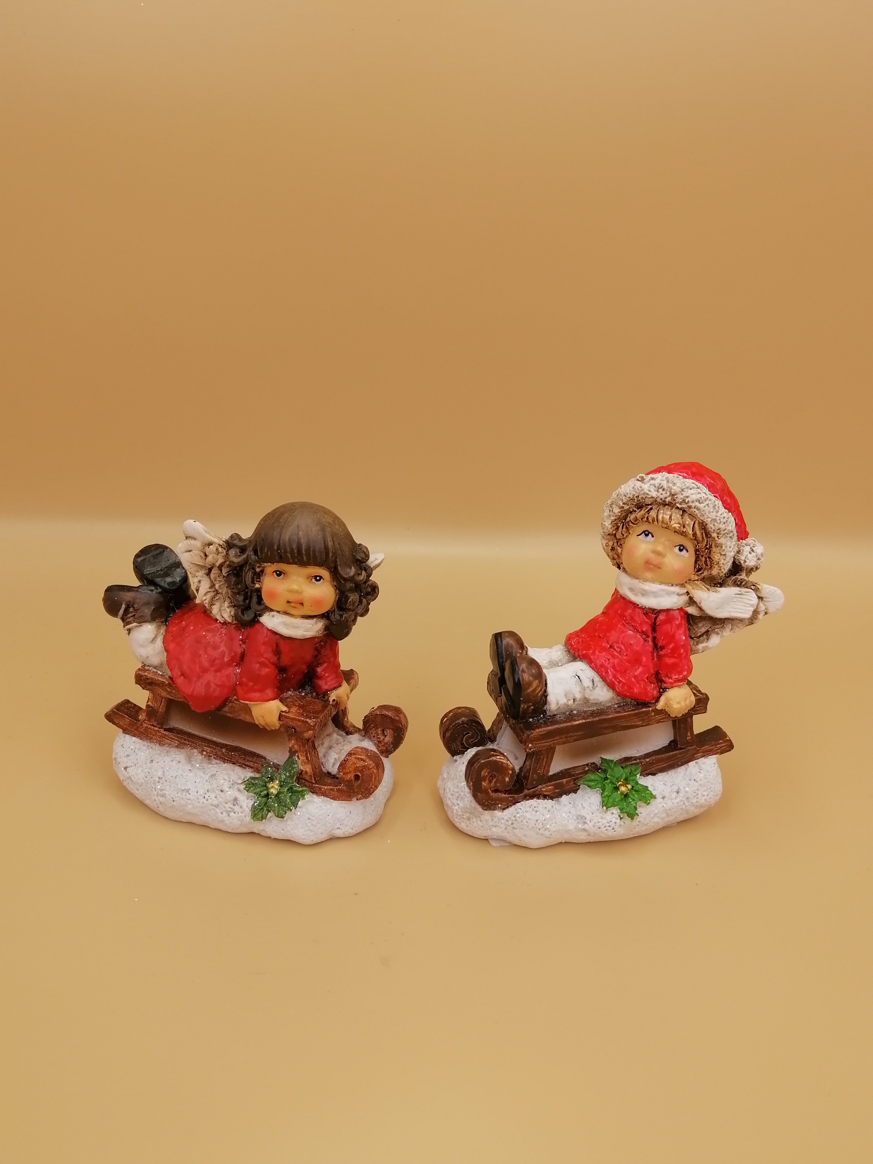 Набор фигурок Дети на санках