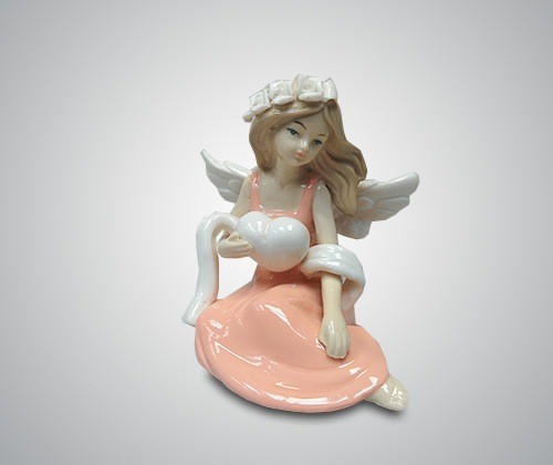 Статуэтка ''Ангел с сердцем''